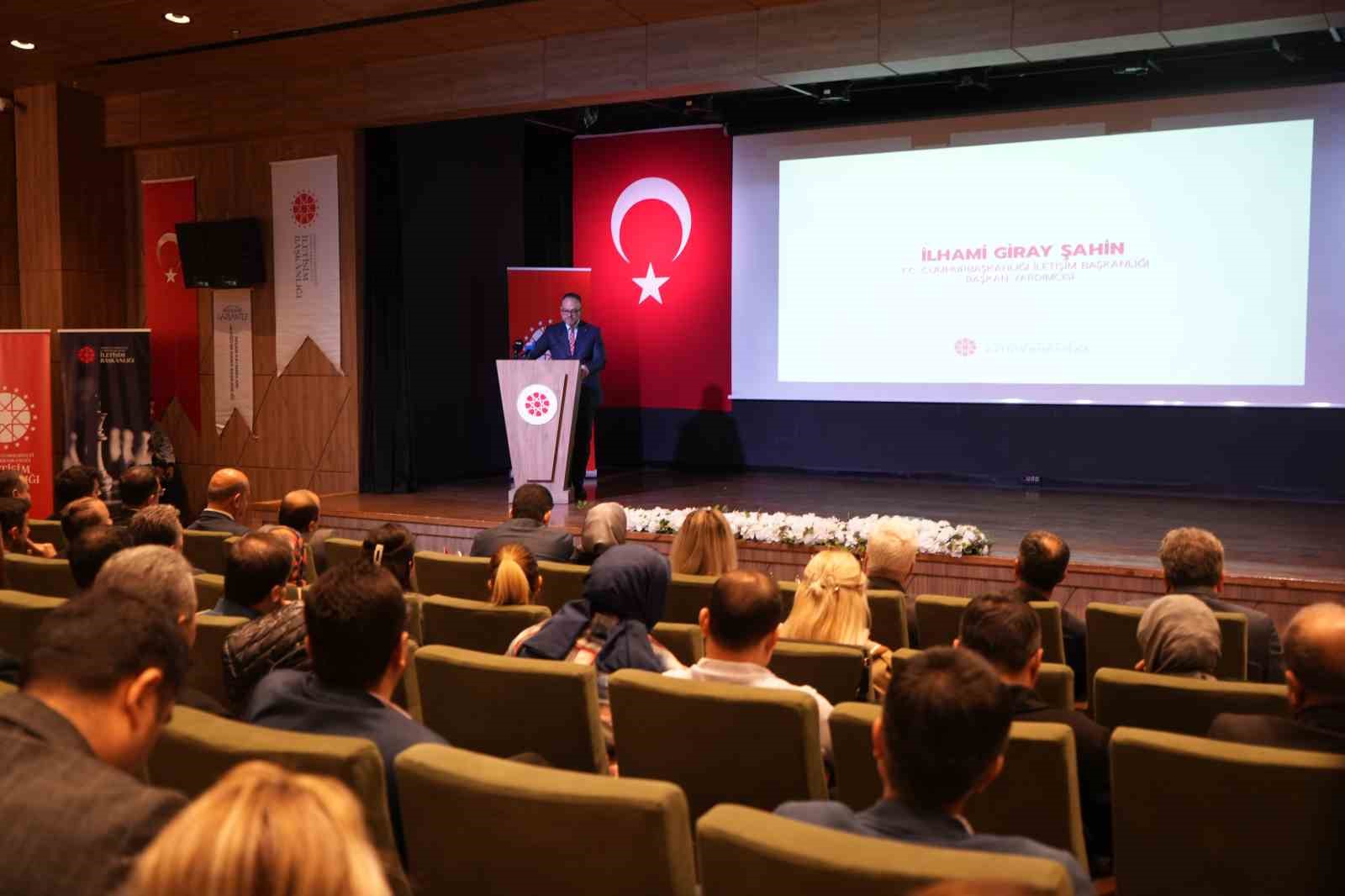 ’İletişimin Yeni Yüzyılı’ eğitim programı Gaziantep’te düzenlendi
’İletişimin Yeni Yüzyılı’ eğitim programı Gaziantep’te düzenlendi