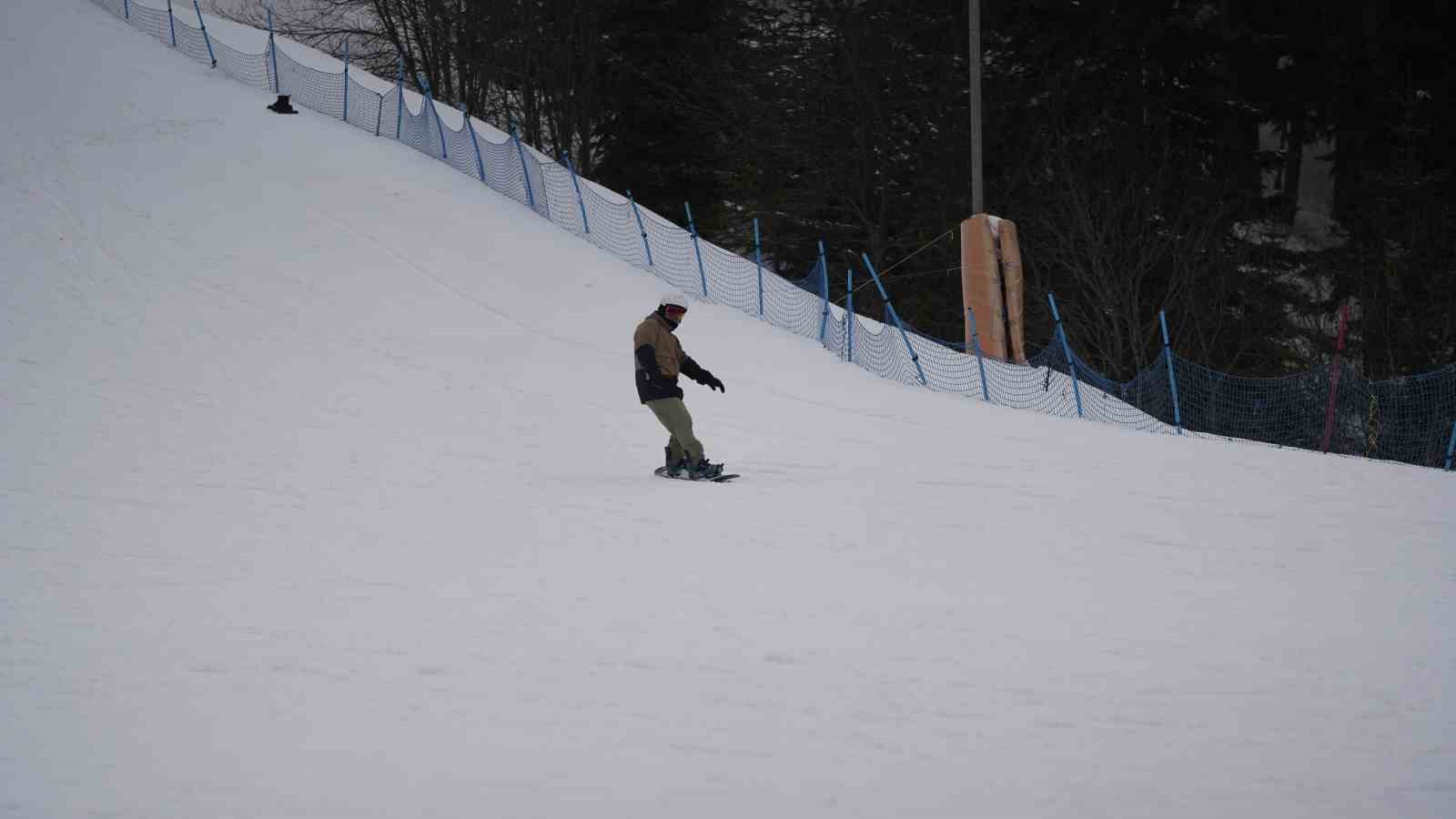Ilgaz Dağı’na kayakseverler akın etti
