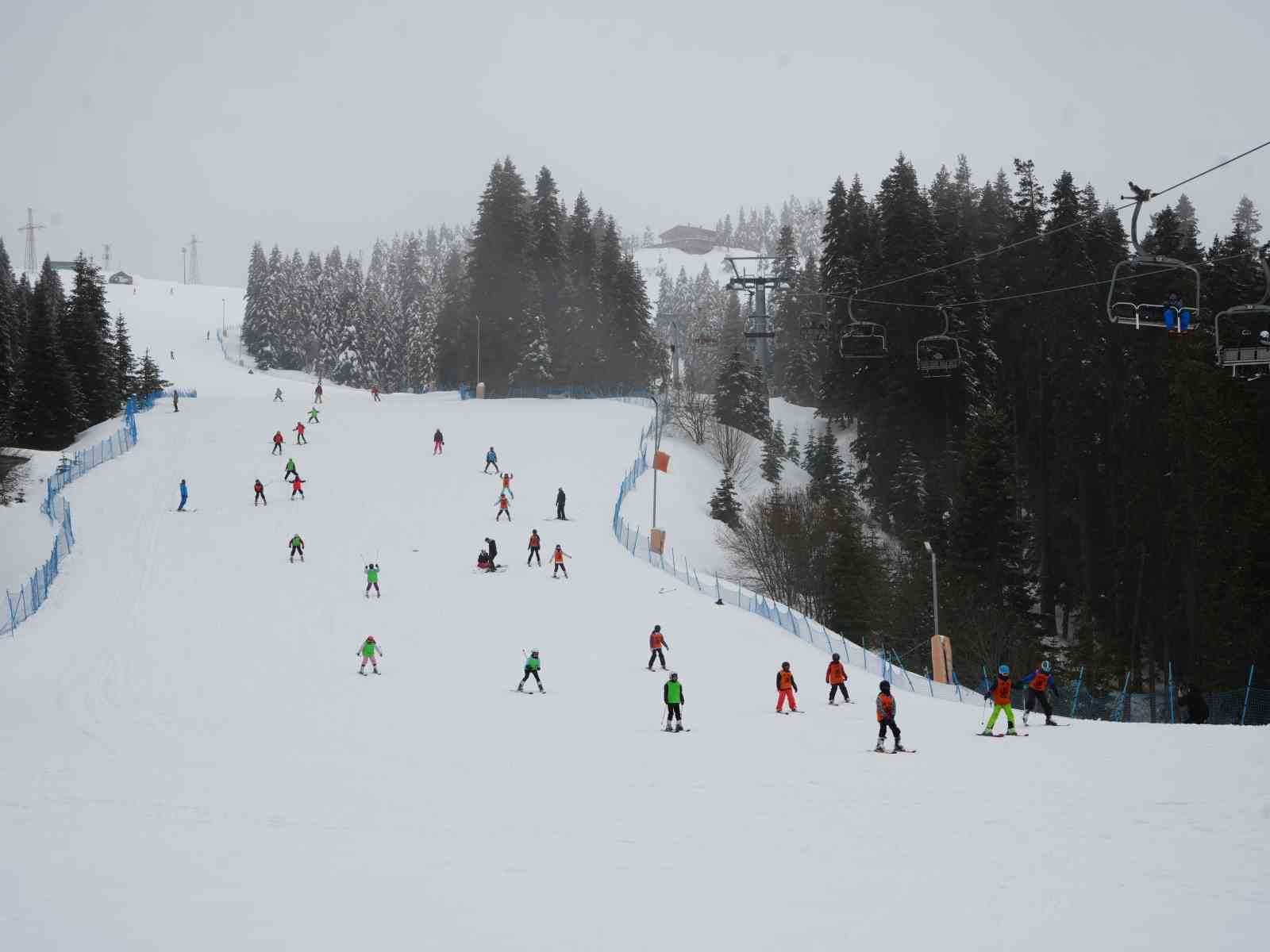 Ilgaz Dağı’nda Sevgililer Günü’nde düzenlenen festival yoğun ilgi gördü
