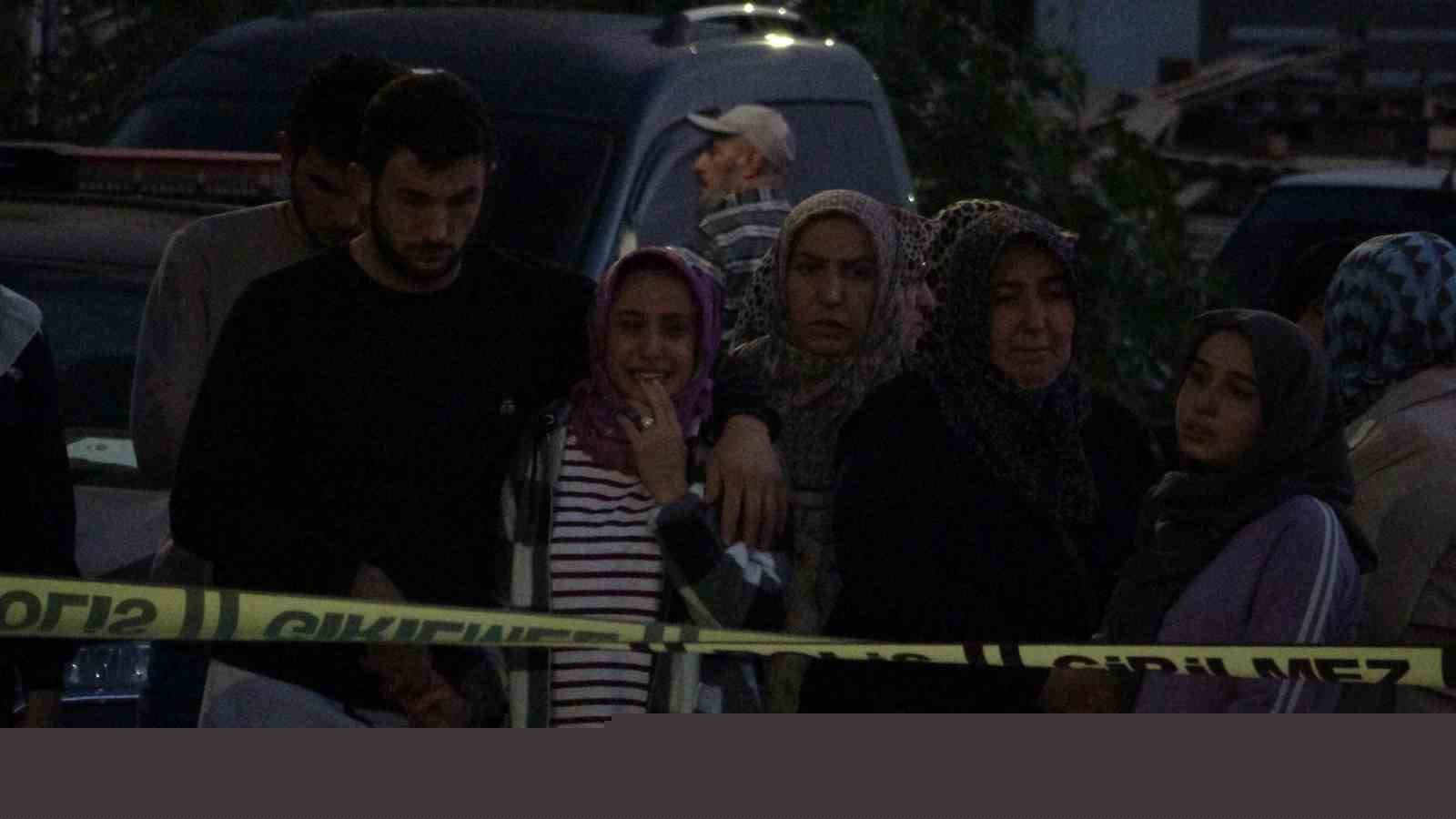 İlk duruşmada karar çıktı: Eşini ve iki kızını öldüren polis memuruna 3 kez ağırlaştırılmış müebbet
