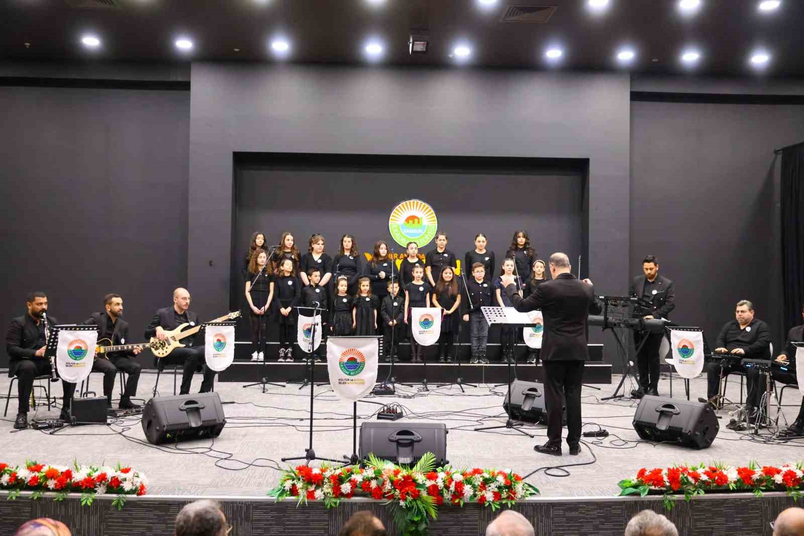 İlkadım Belediyesi Çocuk Korosu, Barış Manço’nun şarkılarını seslendirdi
