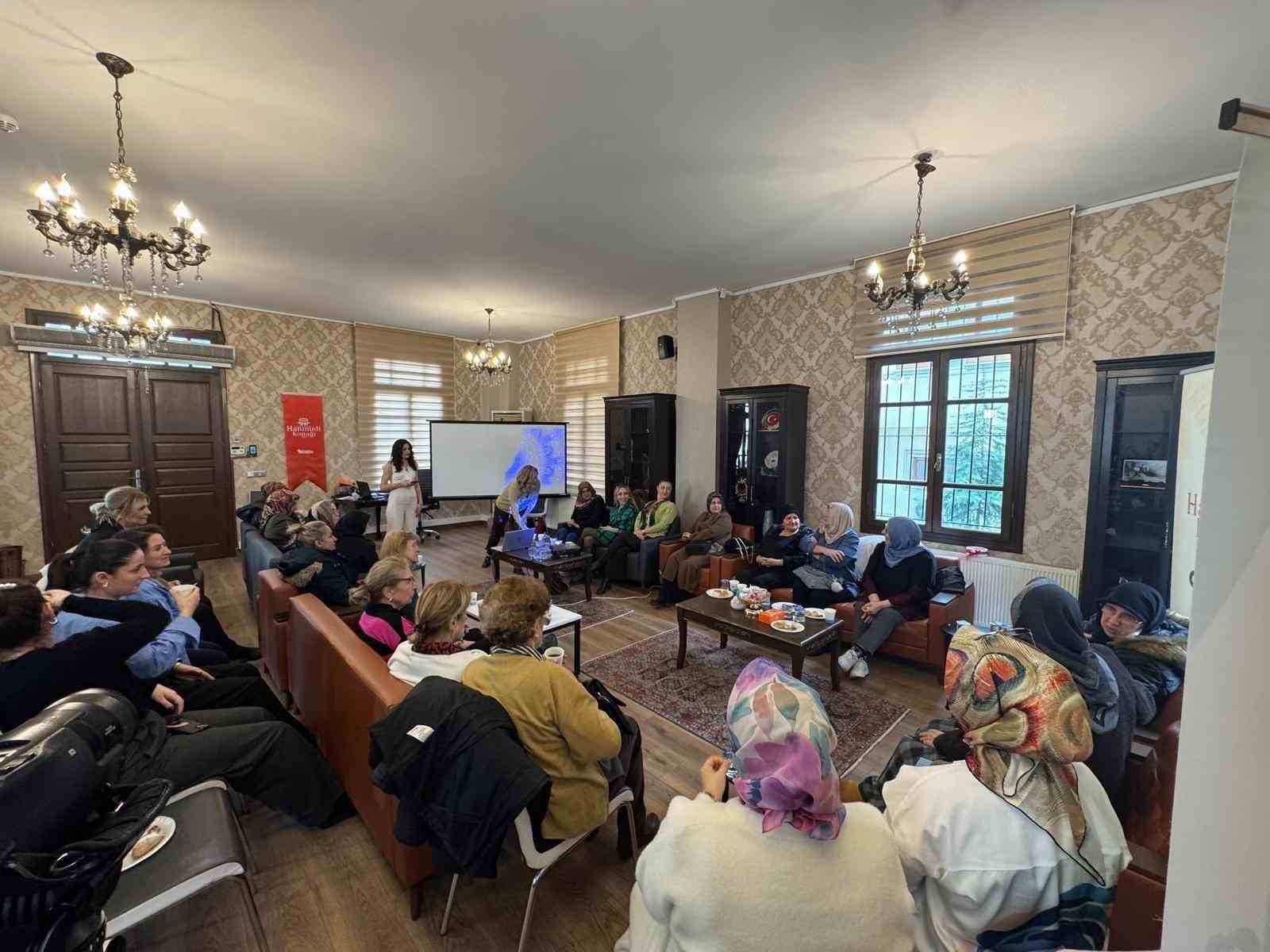 İlkadım’da kadınların gücü ve yaşam enerjisi ele alındı
İlkadım’da kadınların gücü ve yaşam enerjisi ele alındı