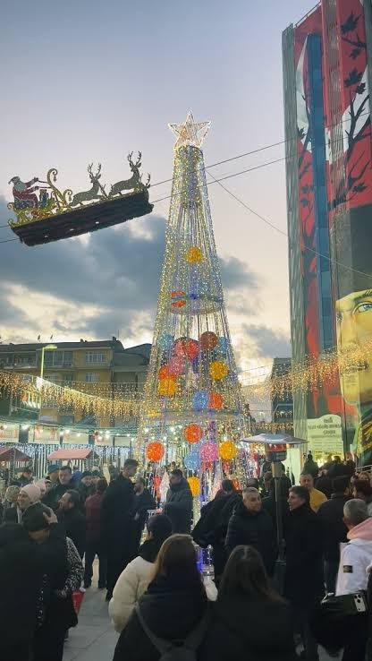 İlker Kazan: "Bazı organizasyon giderleri kamuoyundan gizlendi"
İlker Kazan: "Bazı organizasyon giderleri kamuoyundan gizlendi"