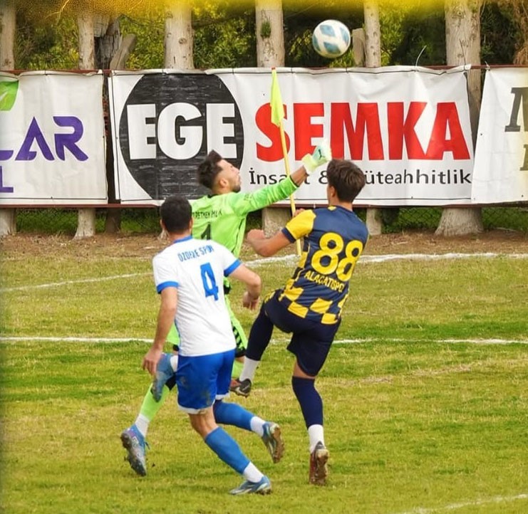 İmren Alaçatıspor deplasmanda kaybetti
