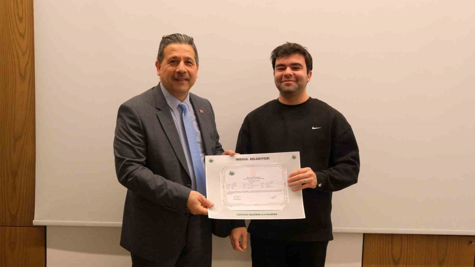 İnegöl Belediyesi personeline "İleri Excel Eğitimi"
