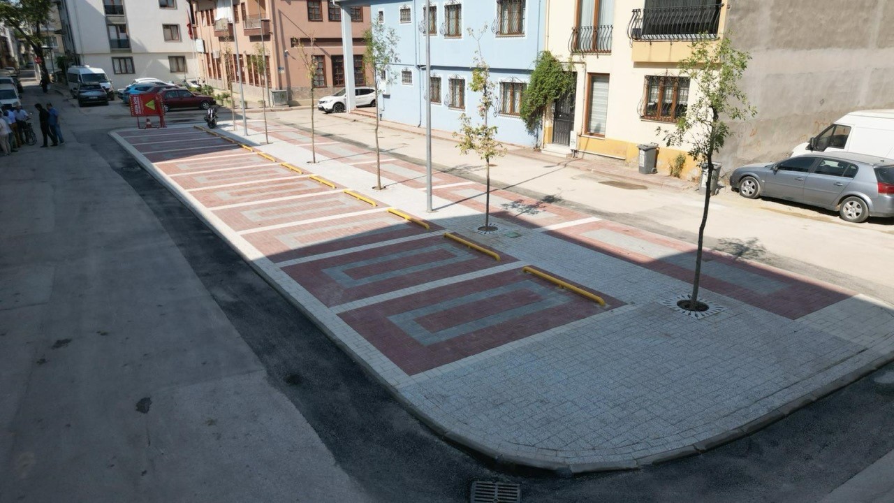 İnegöl Belediyesi’nden 25 noktada 2017 araçlık yeni otopark
