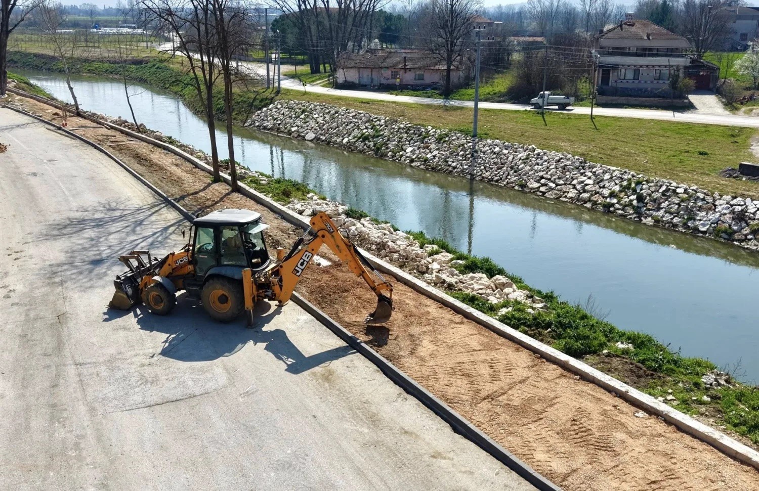 İnegöl Belediyesi’nden Kulaca’ya estetik dokunuş
