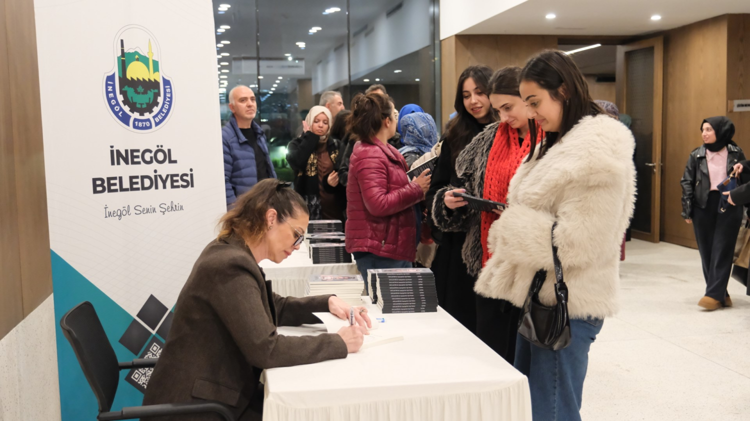 İnegöl Belediyesi’nden otizm farkındalığını arttıran seminer
