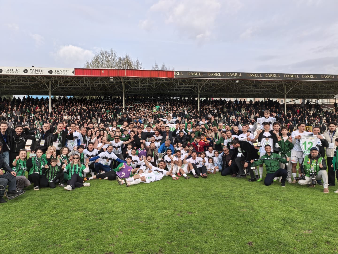 İnegöl Kafkas Spor Kulübü şampiyon oldu, 2. Lig’e yükseldi
