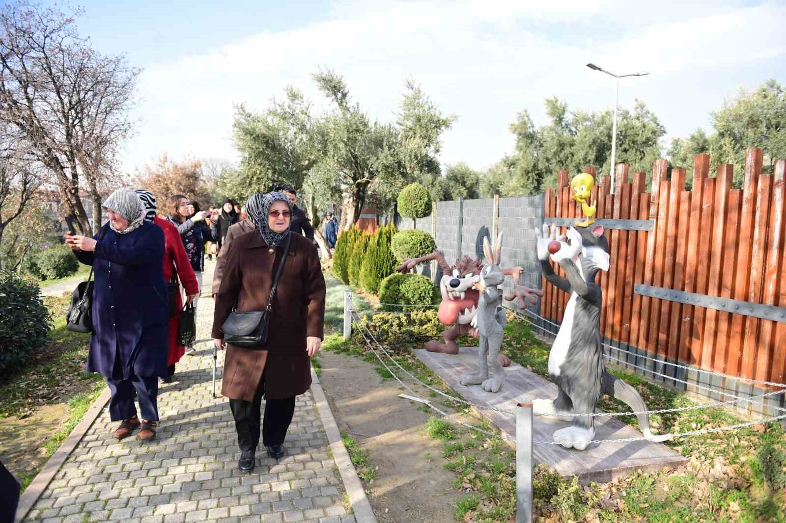 İnegöl sahnesinde festival var
