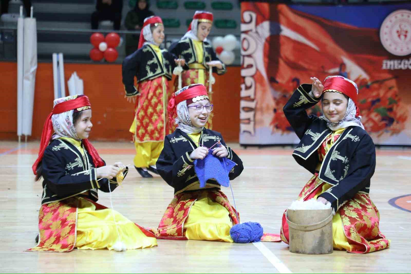 İnegöl’de 23 Nisan coşkuyla kutlandı
