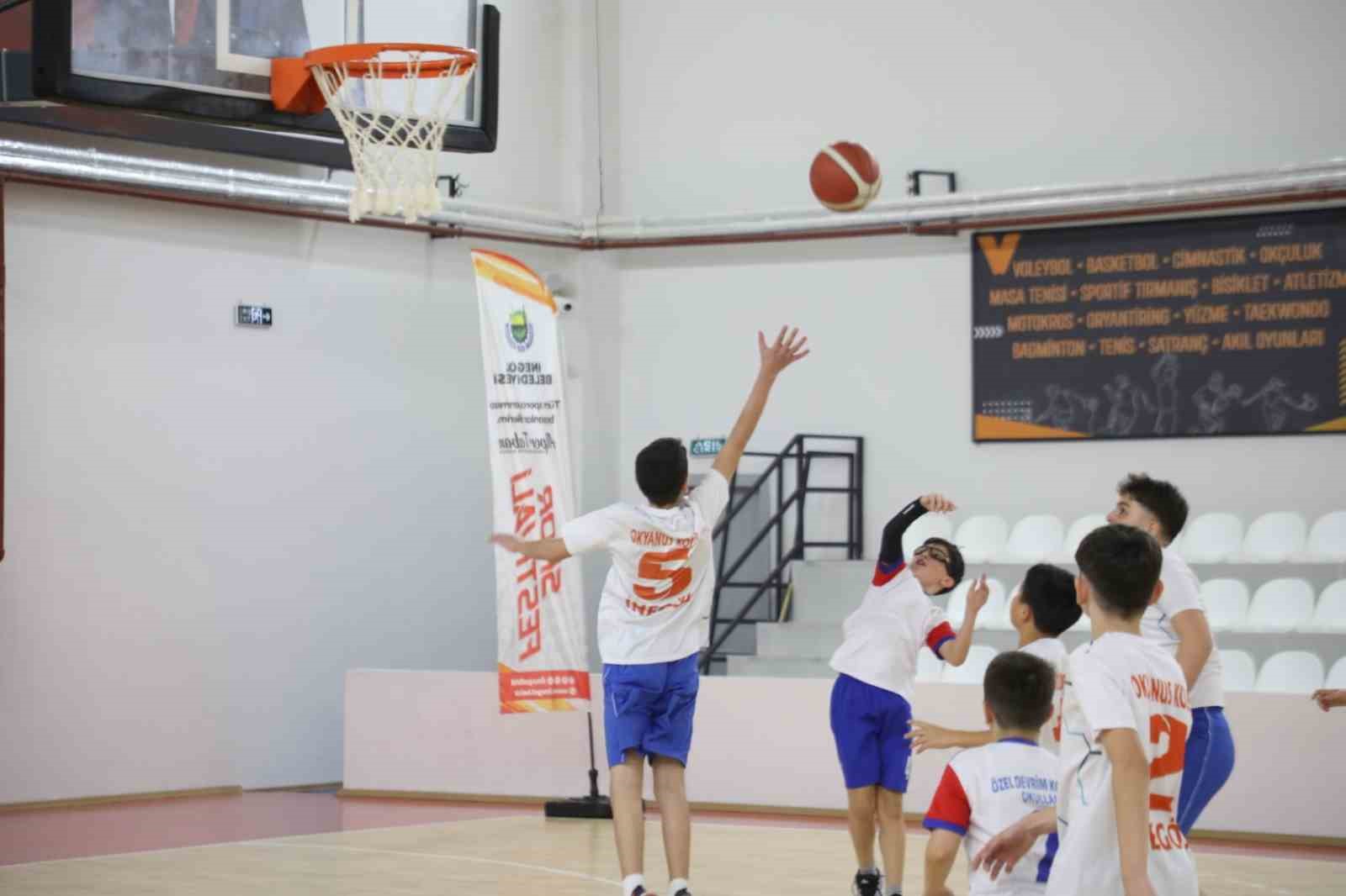 İnegöl’de Spor Festivali basketbol müsabakalarıyla start aldı
