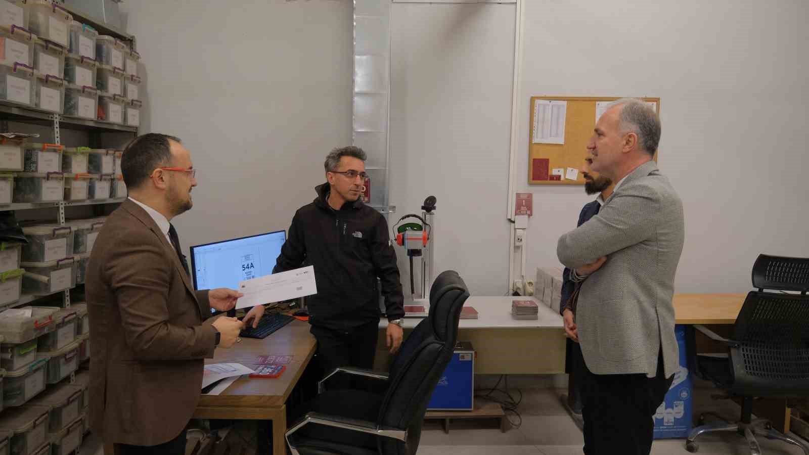 İnegöl’de yapılar kimlikleniyor
İnegöl’de yapılar kimlikleniyor