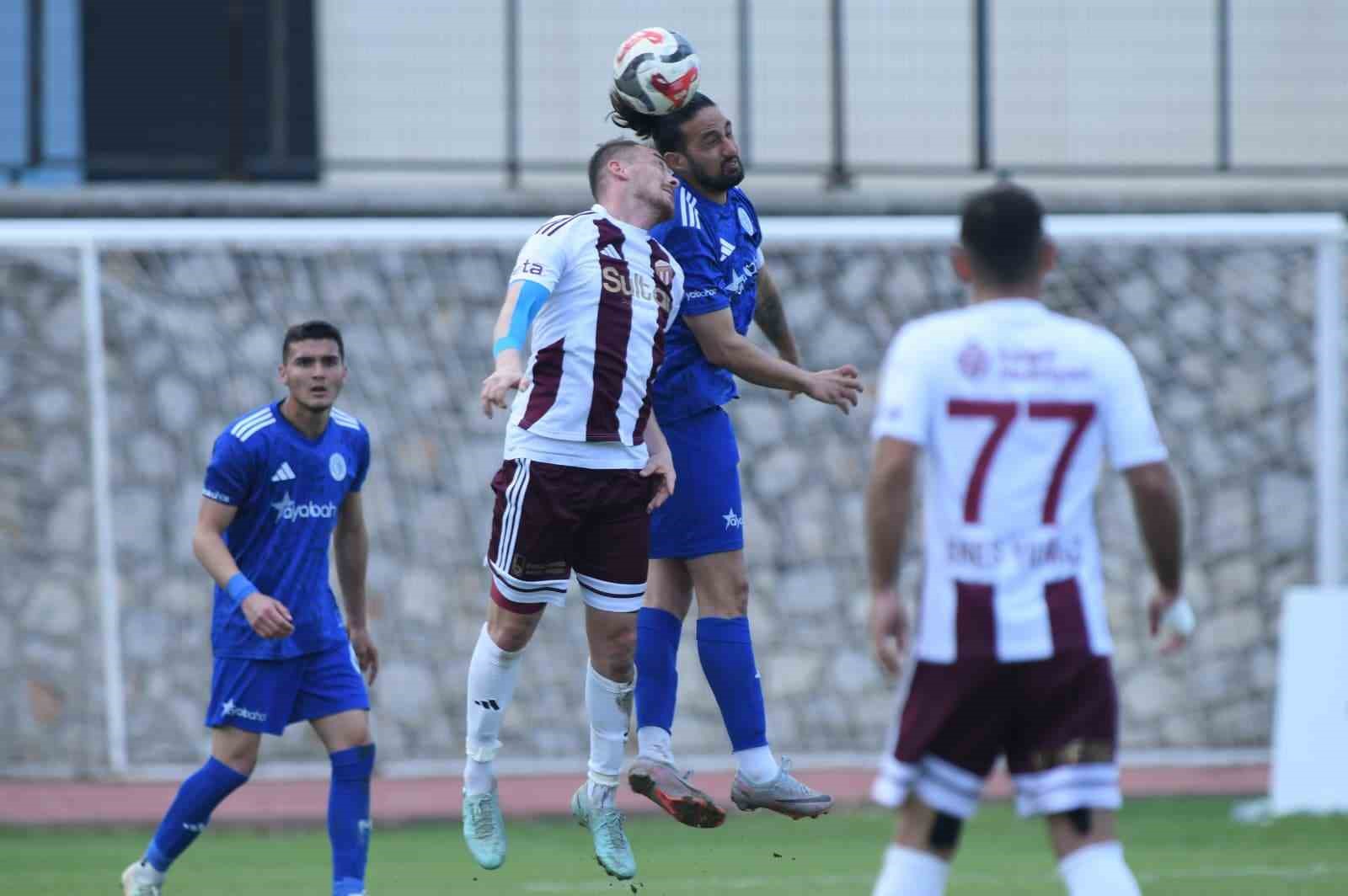 İnegölspor, Beyoğlu Yeni Çarşı ile berabere kaldı
