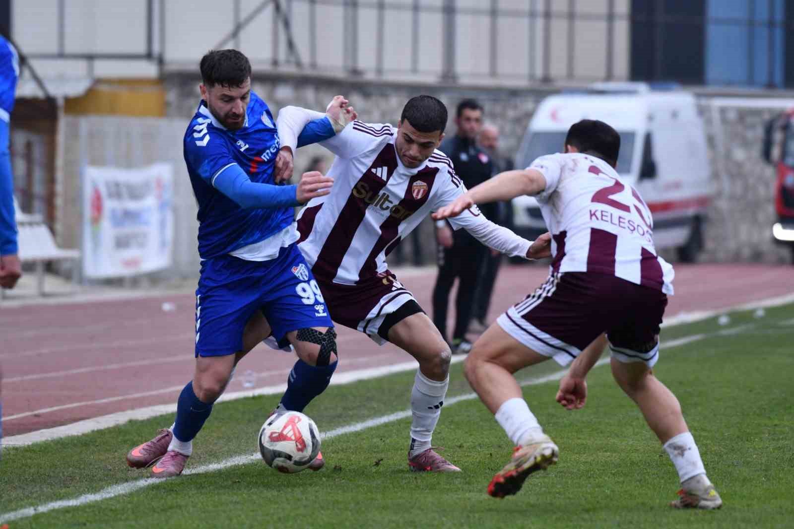 İnegölspor sahasında Erbaaspor’a 2-1 mağlup oldu
