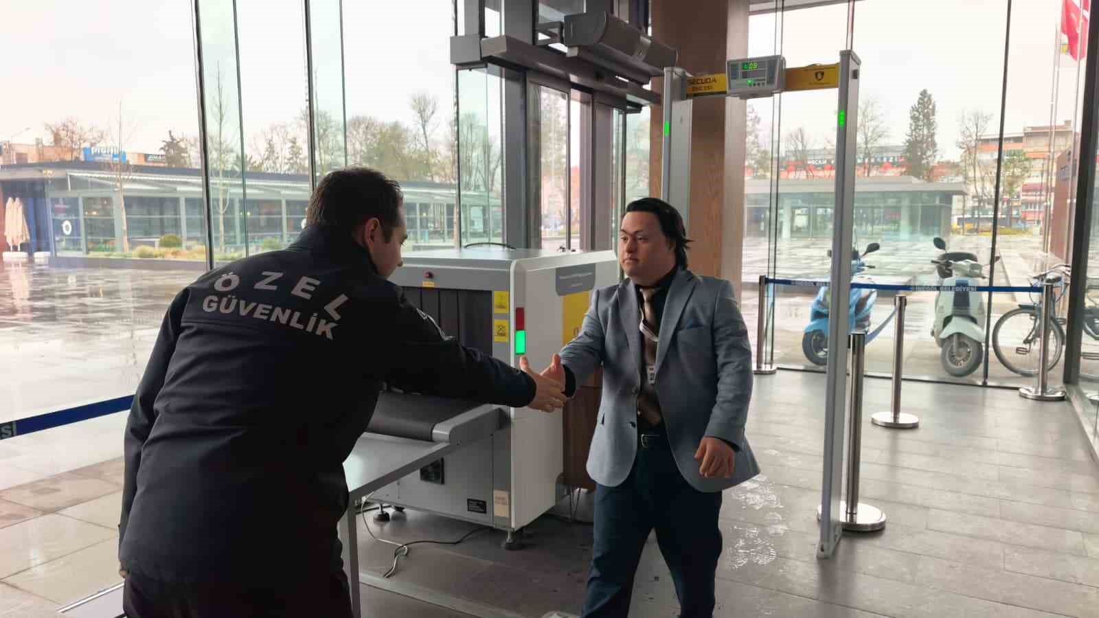 İnegöl’ün en özel başkanı
