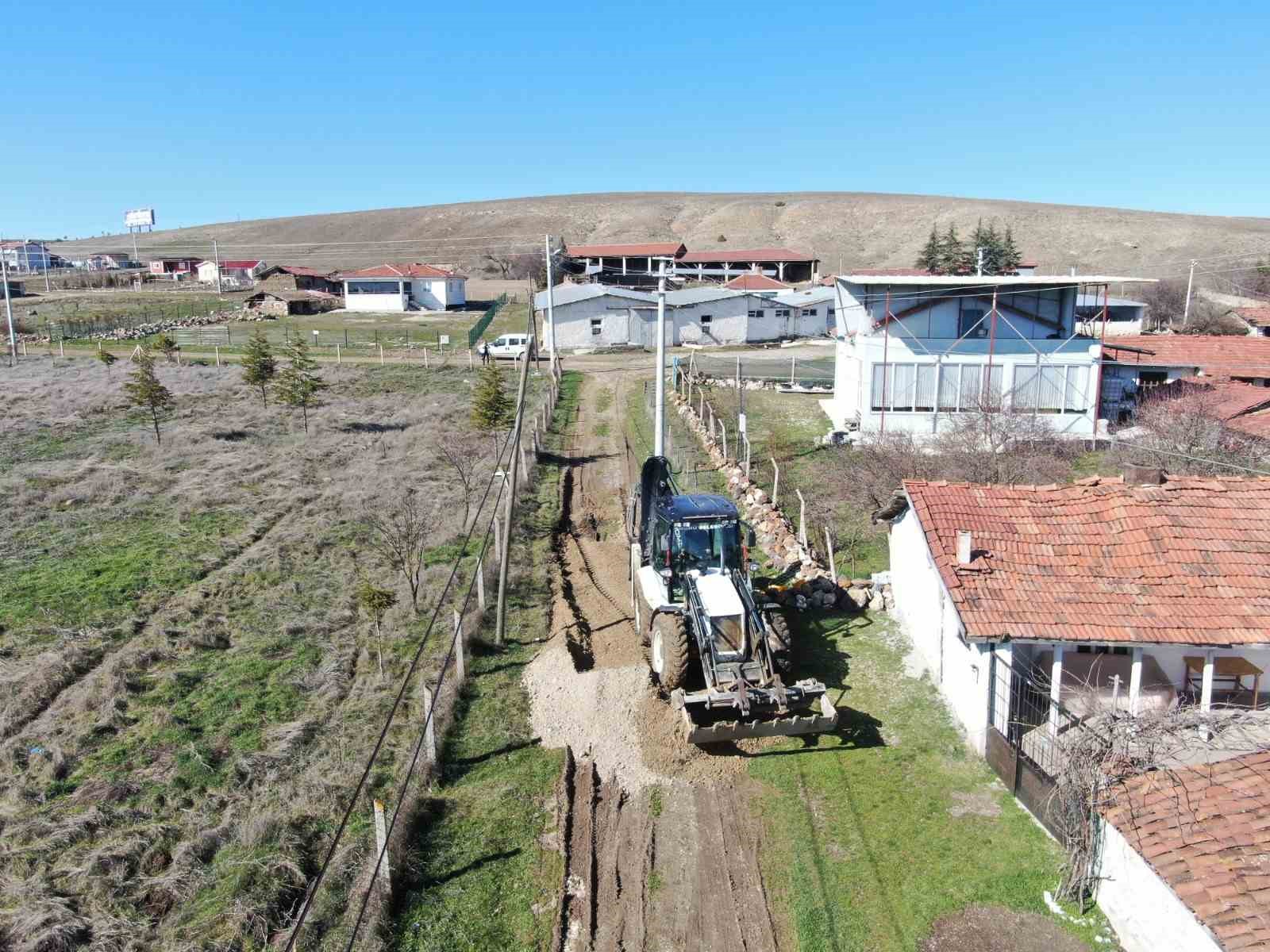 İnönü Belediyesi’nin mahallelerde çalışmaları sürüyor
