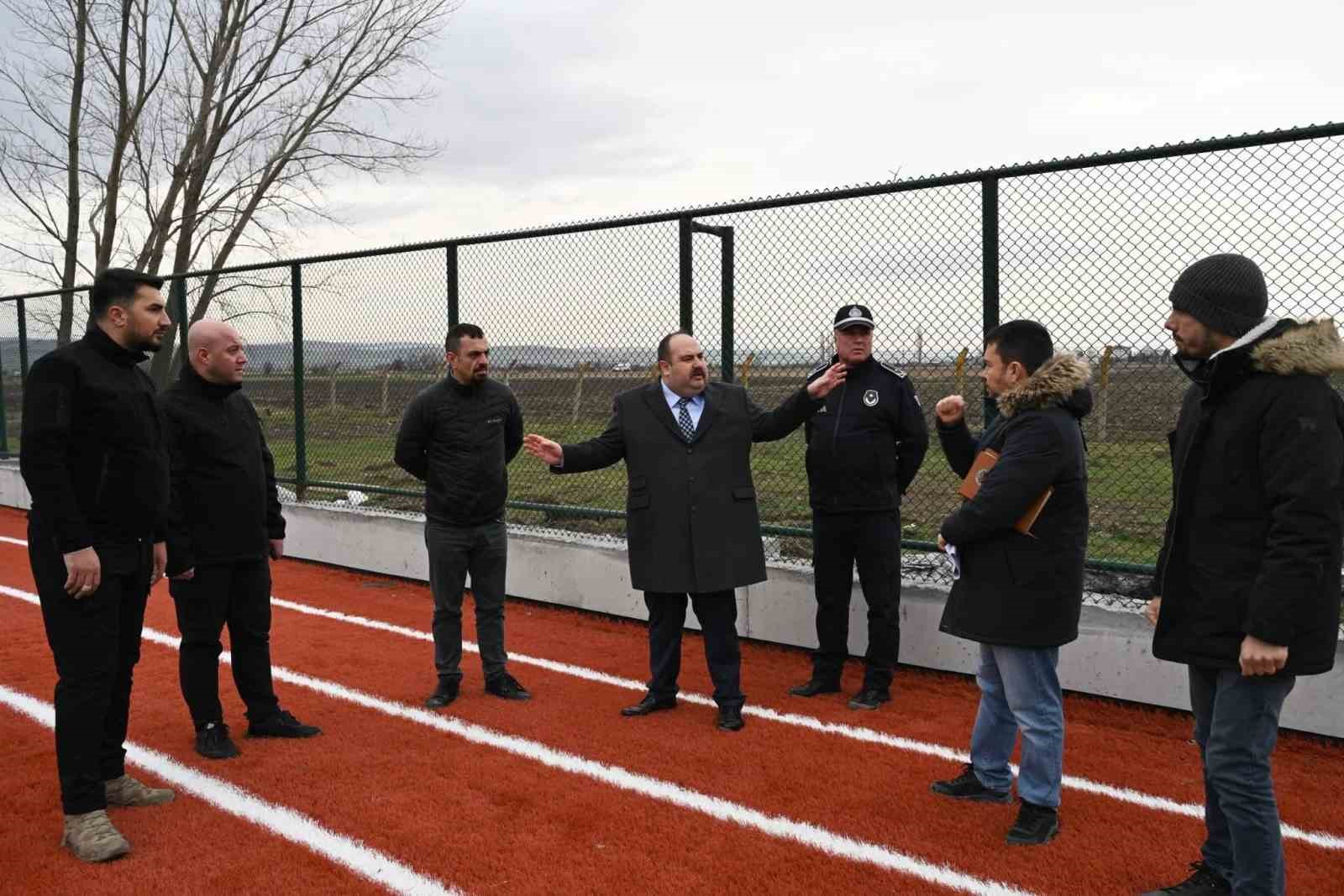 İnönü’de spor kompleksi hızla yükseliyor
