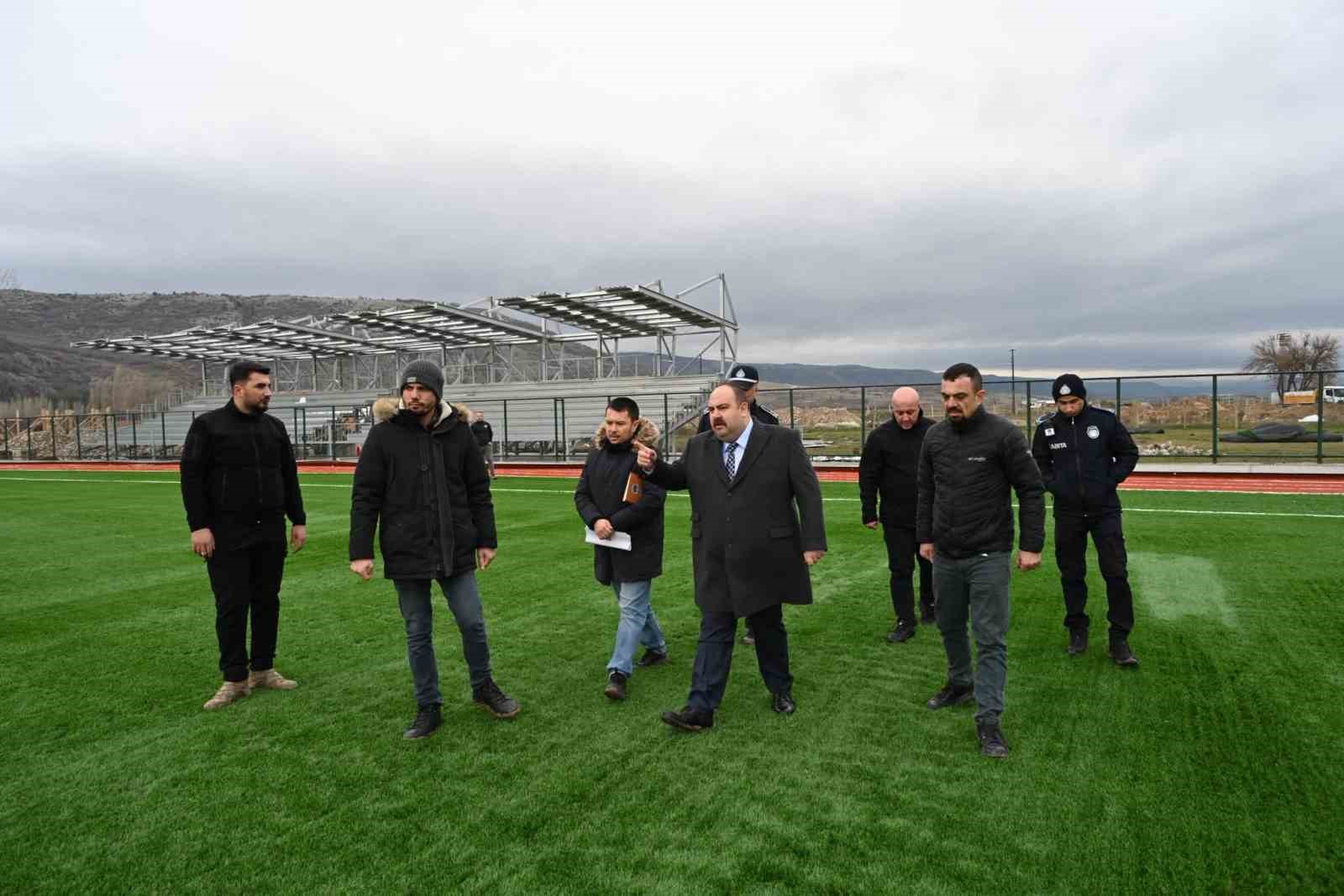 İnönü’de spor kompleksi hızla yükseliyor
