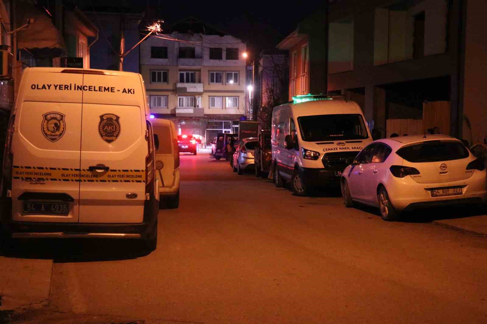 İnşaat sahasında erkek cesedi bulundu
