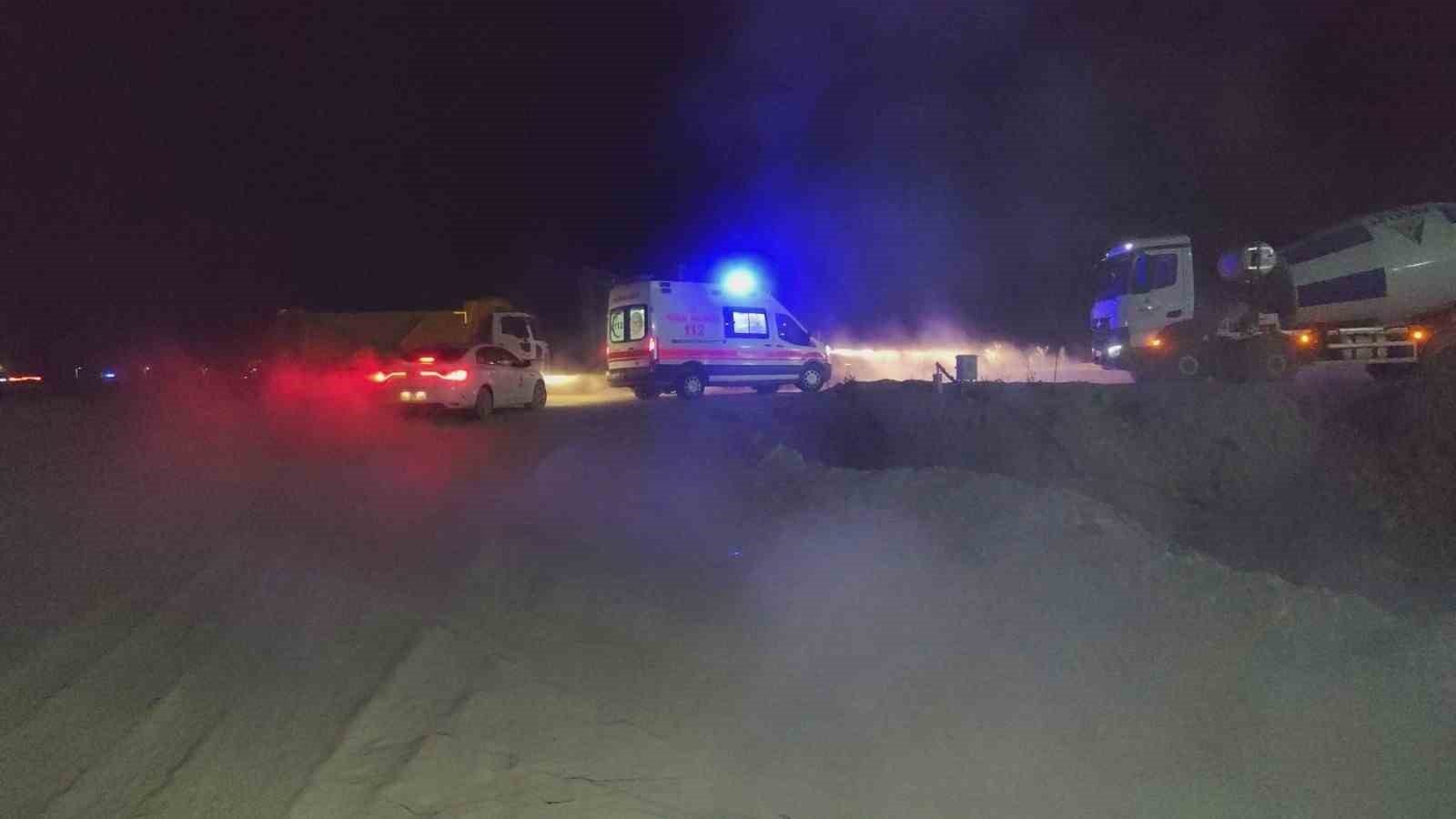 İnşaatta yaklaşık 7 metre yükseklikten düşen işçi yaralandı
