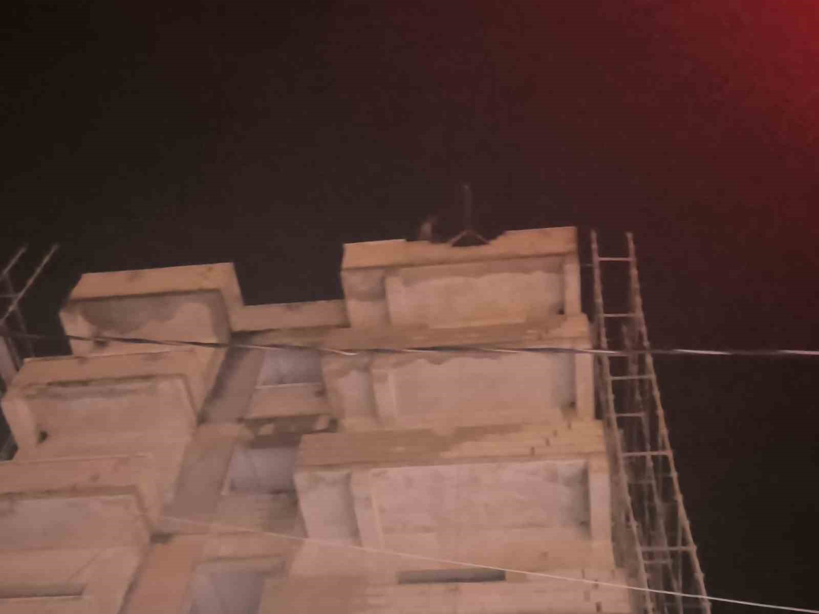 İntihara kalkışan şahsı itfaiye ve polis ekipleri vazgeçirdi
