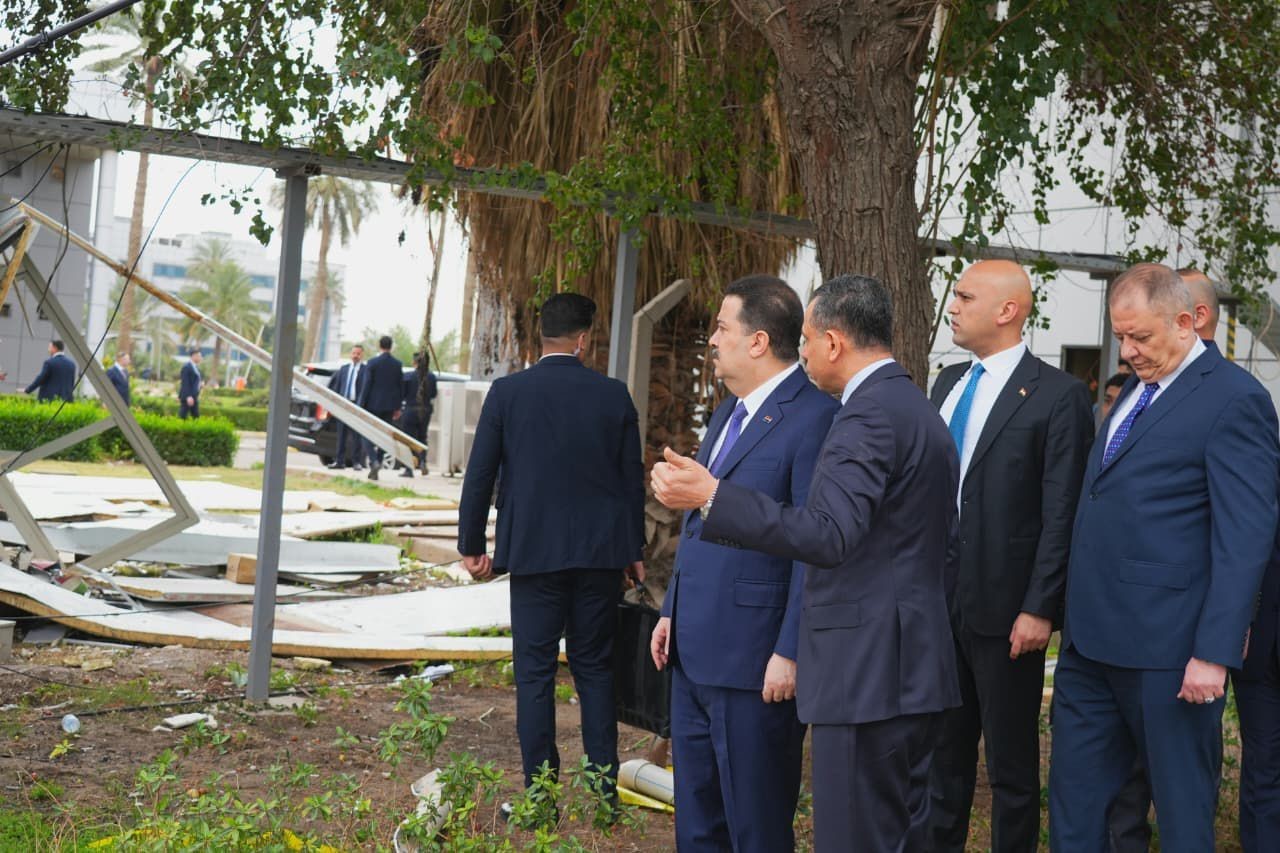 Irak Başbakanı Sudani, saldırıya uğrayan Ulusal İstihbarat Servisi binasını inceledi
Irak Başbakanı Sudani, saldırıya uğrayan Ulusal İstihbarat Servisi binasını inceledi