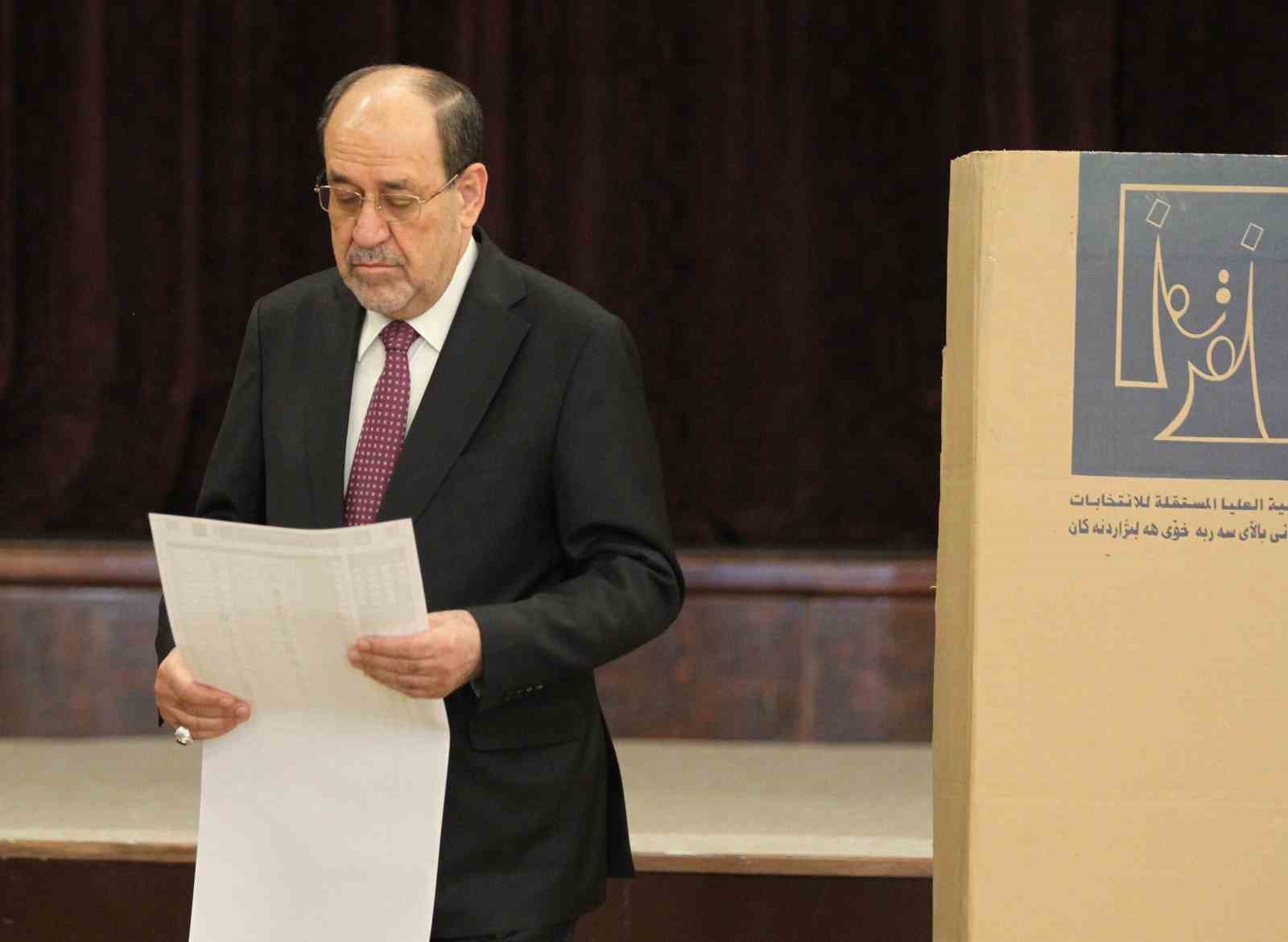 Irak’ta eski Başbakan el-Maliki yeniden başbakanlık adayı gösterildi
Irak’ta eski Başbakan el-Maliki yeniden başbakanlık adayı gösterildi