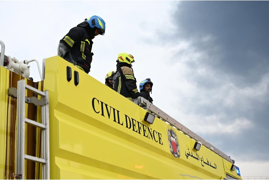 İran, Bahreyn’de yakıt tanklarını vurdu
