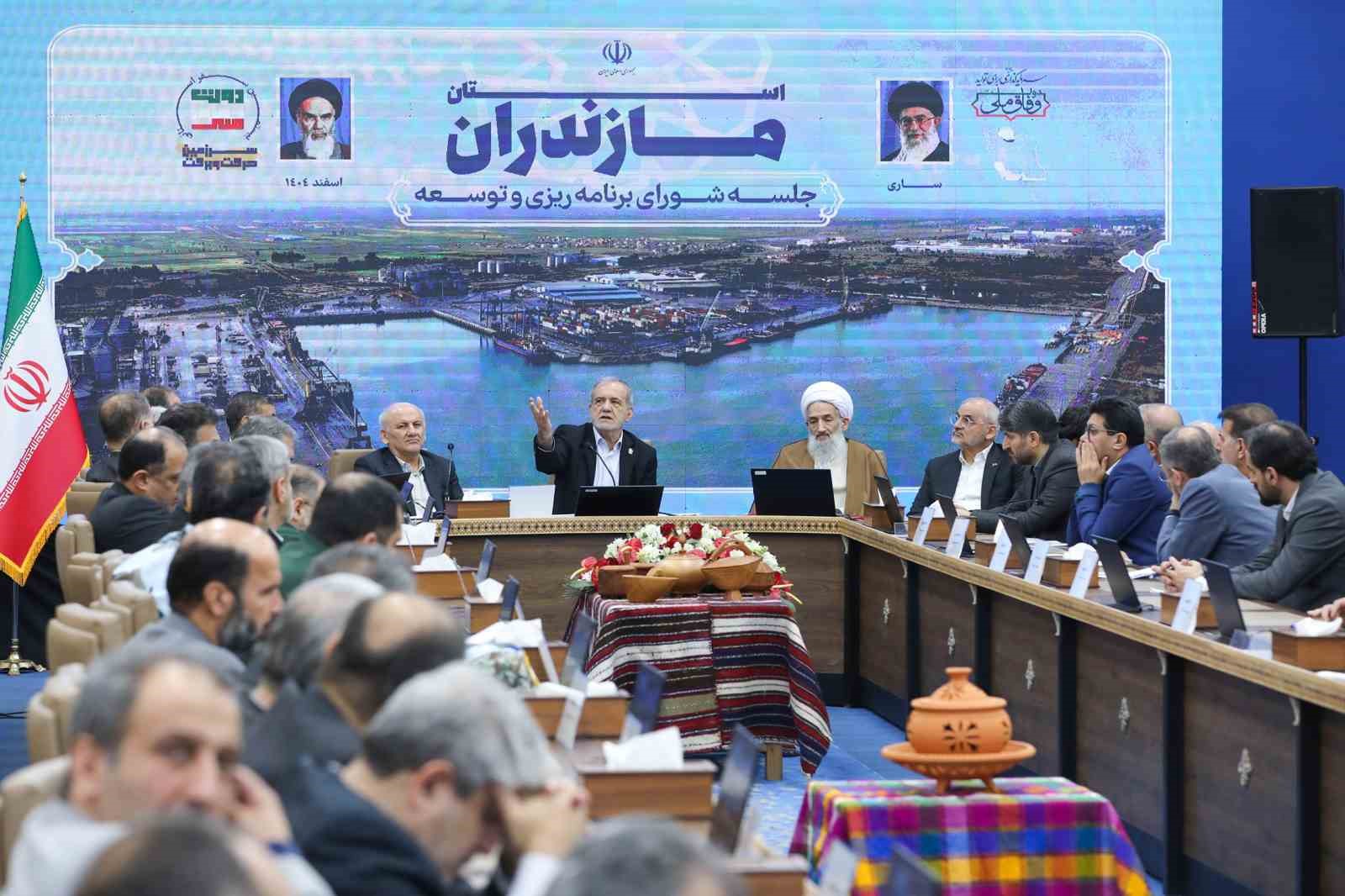 İran Cumhurbaşkanı Pezeşkiyan: "Nükleer silahımız olmayacak"
