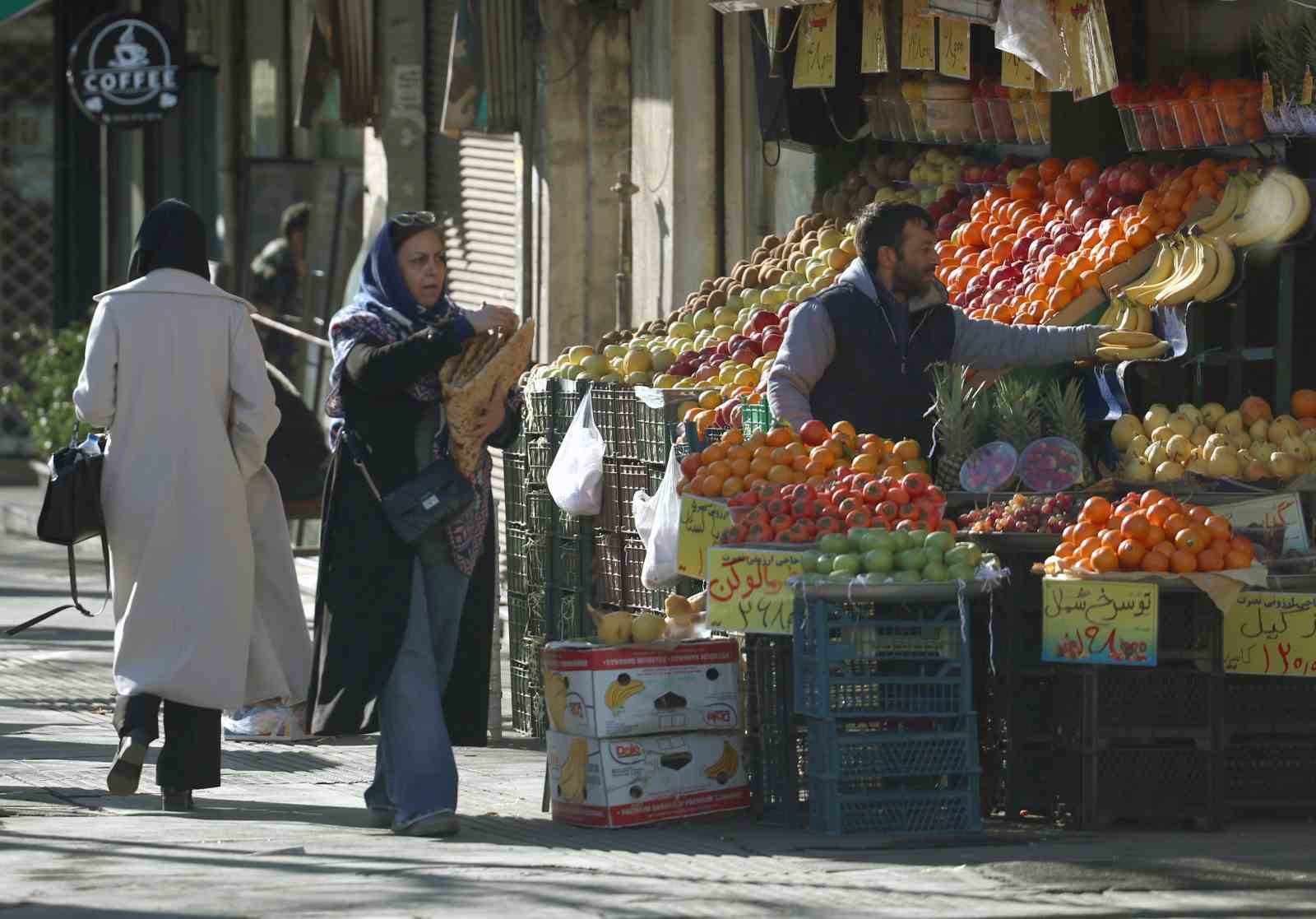 İran Cumhurbaşkanı Pezeşkiyan’dan protestolara yönelik ilk açıklama: "Protestocuların talepleri dinlenecek"

