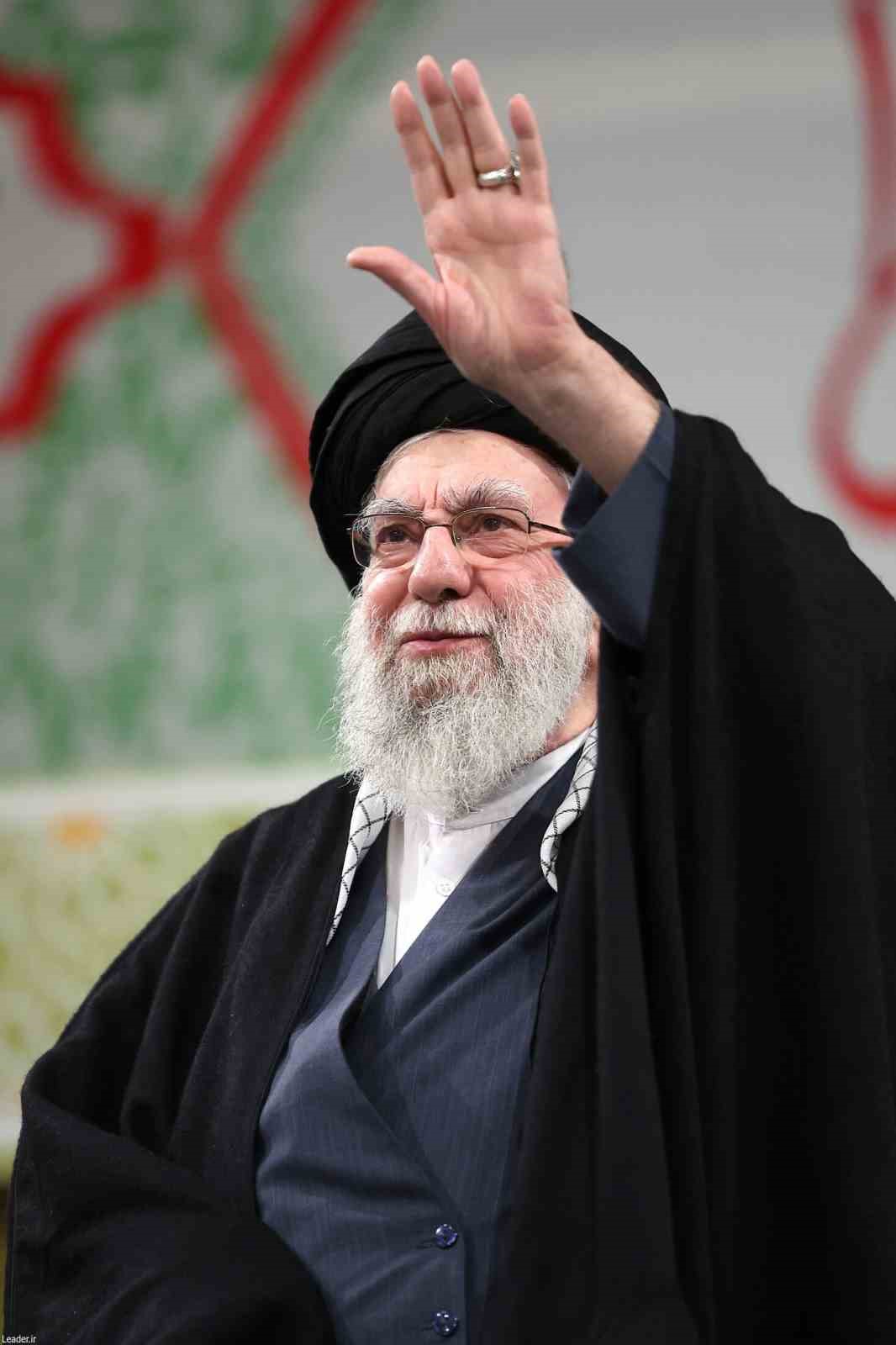 İran dini lideri Hamaney: "ABD’liler bir savaş başlatırsa, bu savaş bölgesel olacaktır"
