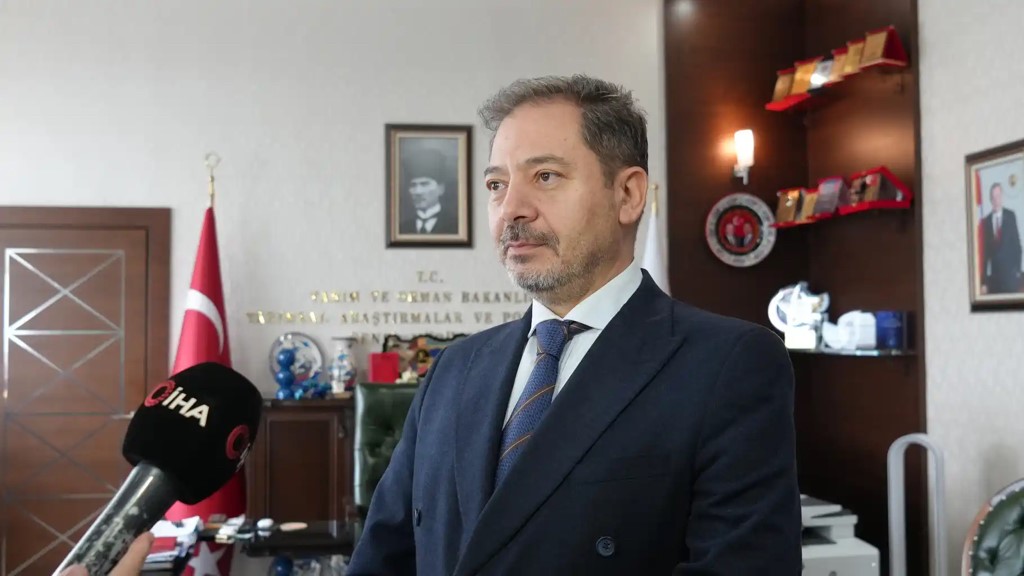 İran gerilimi sonrası gözler gıda güvenliğine çevrildi: Türkiye gen bankalarıyla hazırlıklı
İran gerilimi sonrası gözler gıda güvenliğine çevrildi: Türkiye gen bankalarıyla hazırlıklı