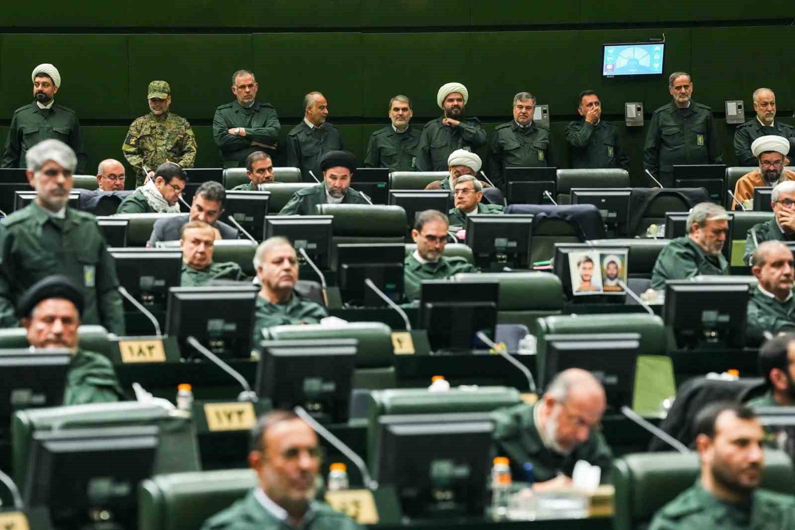 İran Meclis Başkanı Kalibaf: "Avrupa ülkelerinin orduları da terör örgütü sayılmaktadır"
