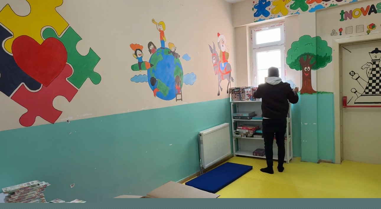 İran sınır hattındaki öğrencilere akıl ve zeka oyunları desteği
