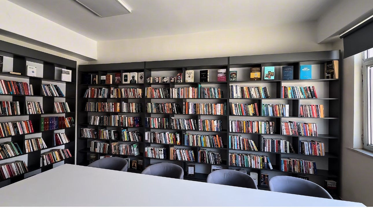 İran sınırında eğitimin yeni üssü: Esendere Halk Kütüphanesi
