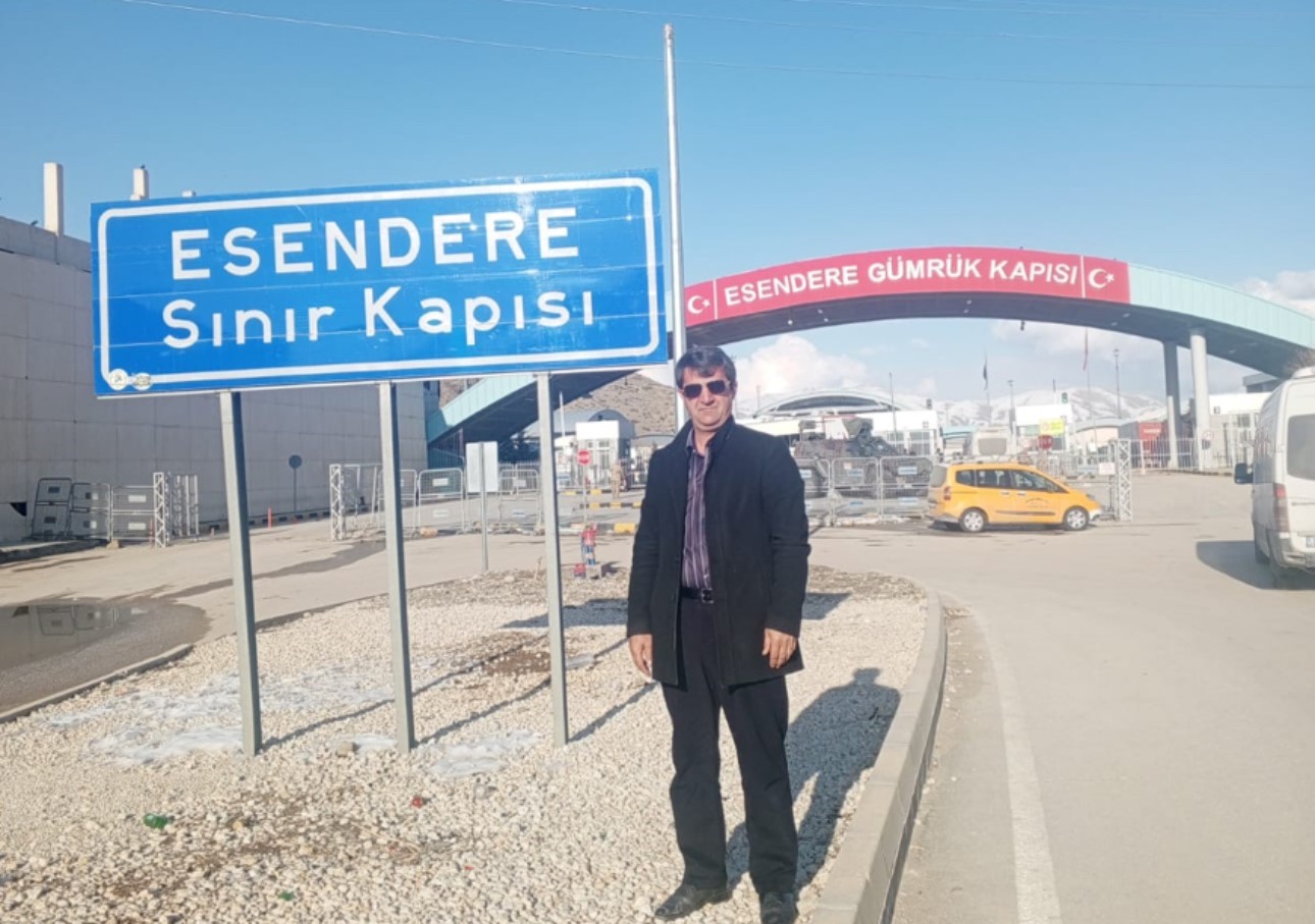 İran sınırındaki Esendere Sınır Kapısı’nda geçişlere kısıtlama getirildi
