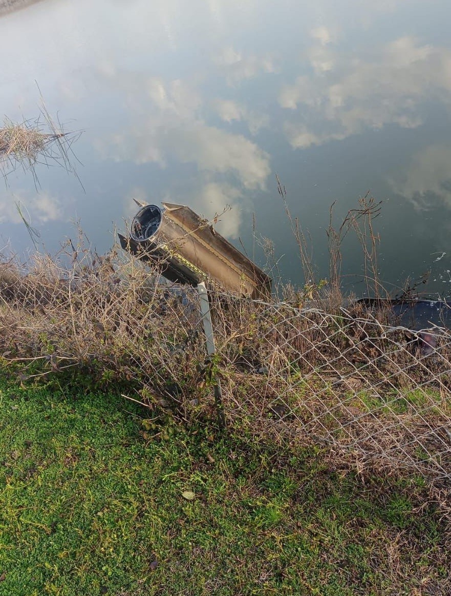İran’dan ateşlenen mühimmat parçası Hatay’a düştü
İran’dan ateşlenen mühimmat parçası Hatay’a düştü