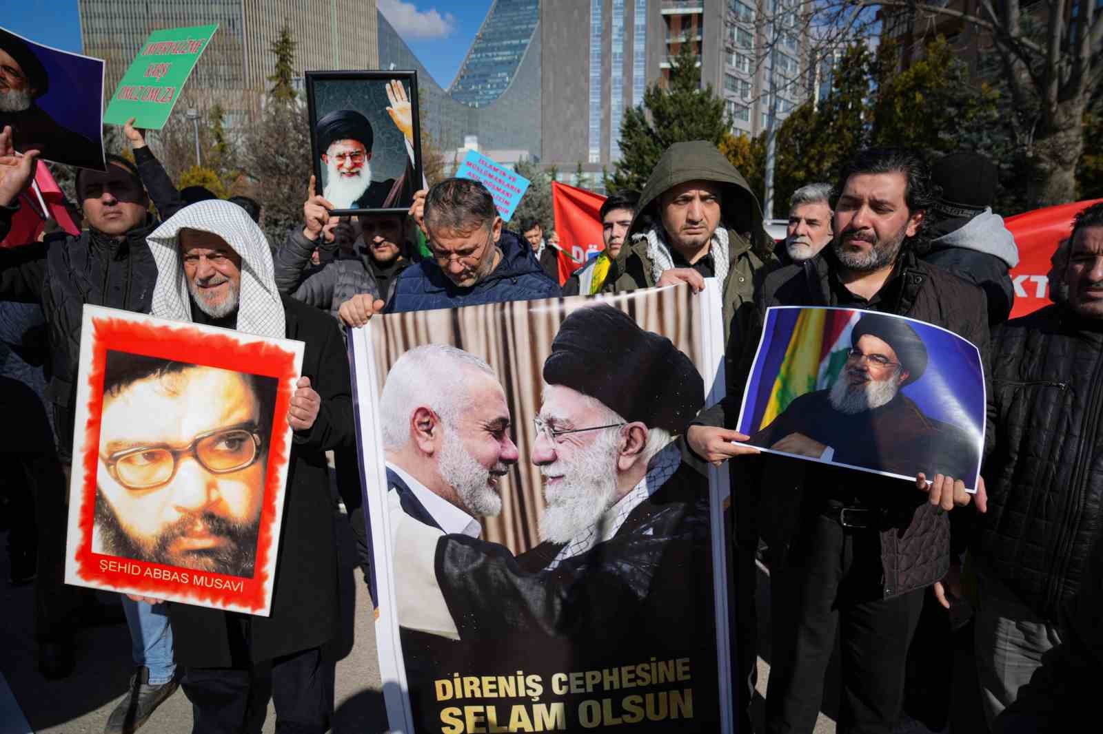İran’ın Ankara Büyükelçiliği’nde bayraklar yarıya indi
