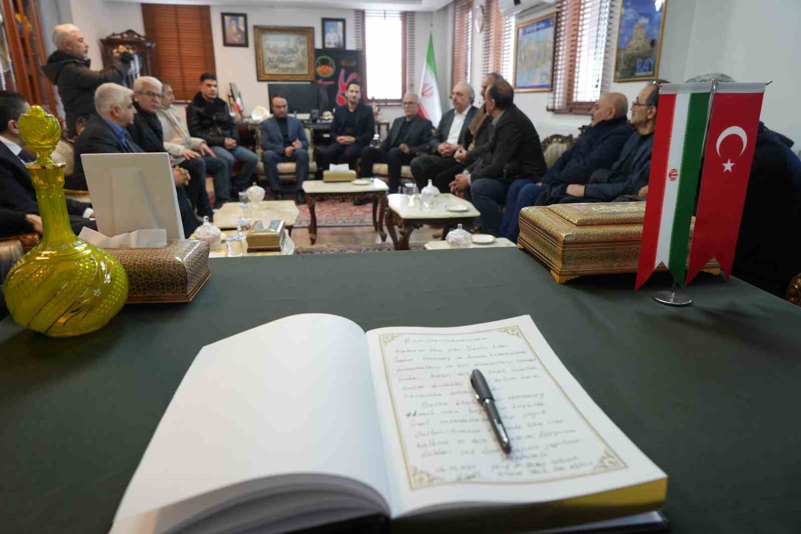 İran’ın Erzurum Başkonsolosuğu’nda taziye defteri açıldı
