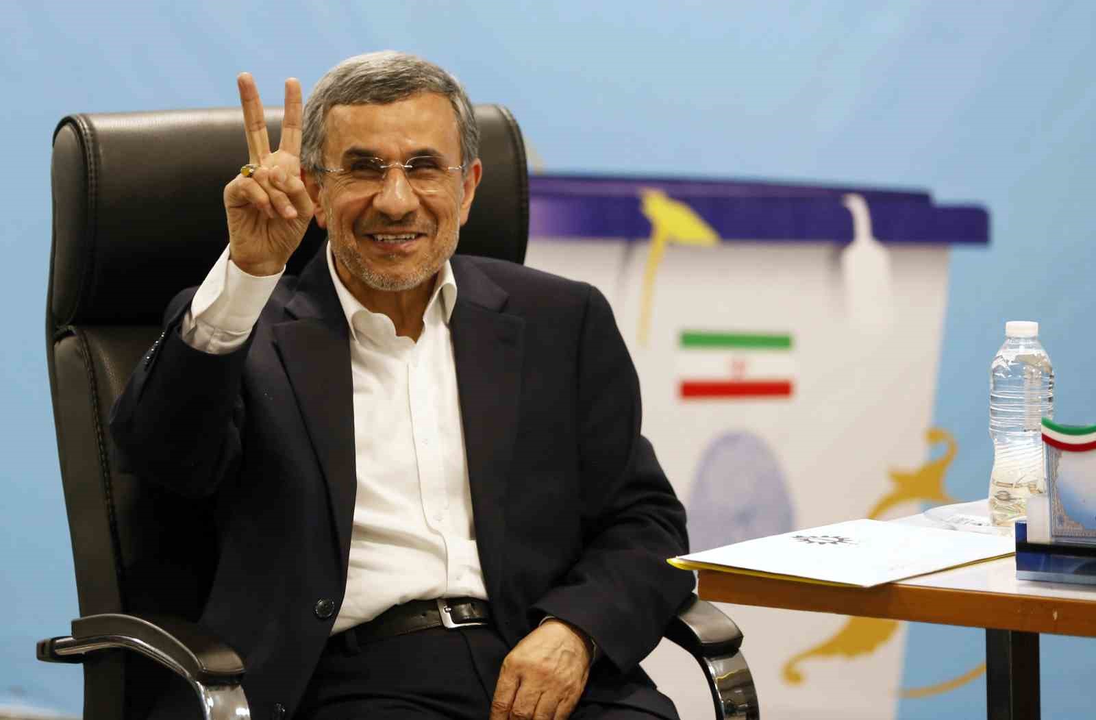 İran’ın eski Cumhurbaşkanı Ahmedinejad’ın öldürüldüğü iddia edildi
