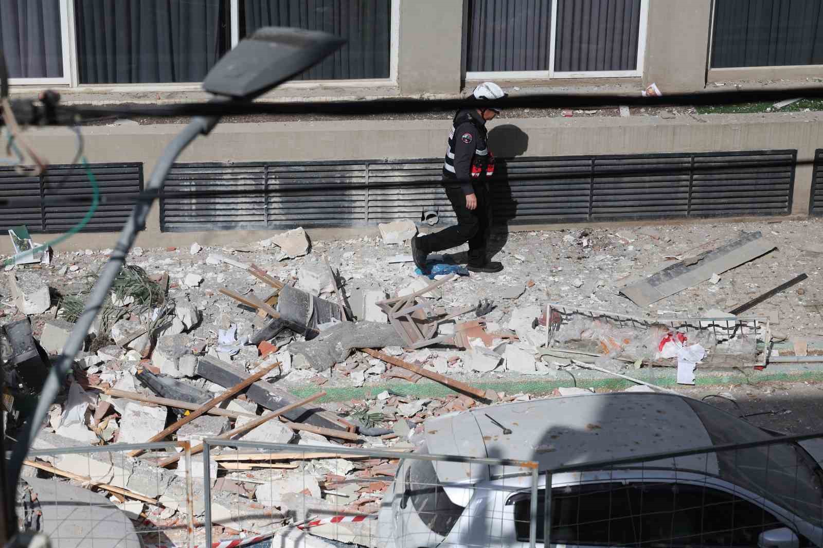 İran’ın İsrail’e misilleme saldırılarında can kaybı 15’e yükseldi
