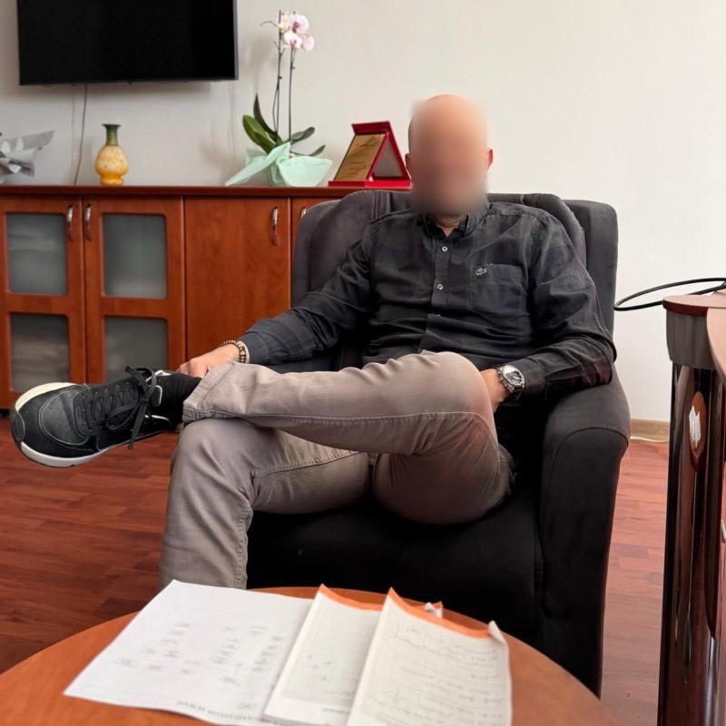 İş adamı kardeşlerin kavgasında çalışan ayağından vuruldu, o anlar kamerada
