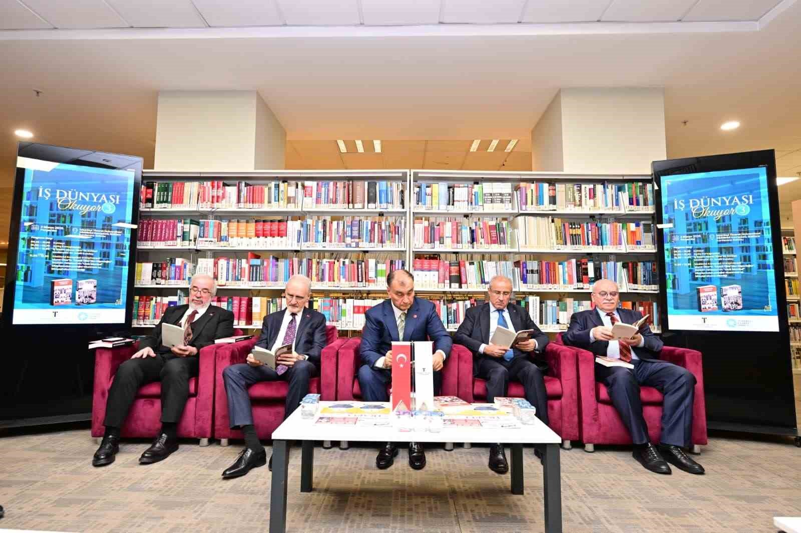 "İş Dünyası Okuyor" etkinliğinin üçüncüsü düzenlendi
