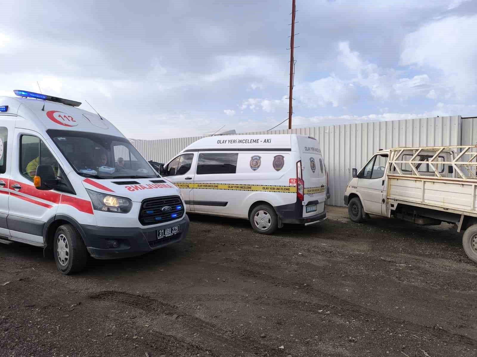 İş yerinde esnafın cansız bedeni bulundu
