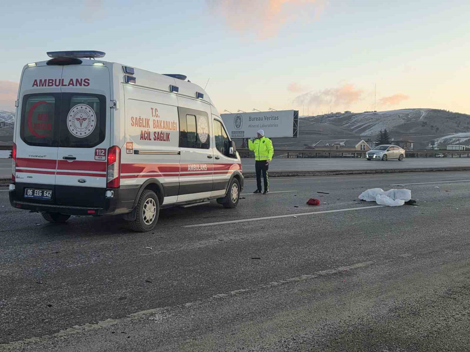 İşine giderken hayatını kaybetti, simitleri yere saçıldı
