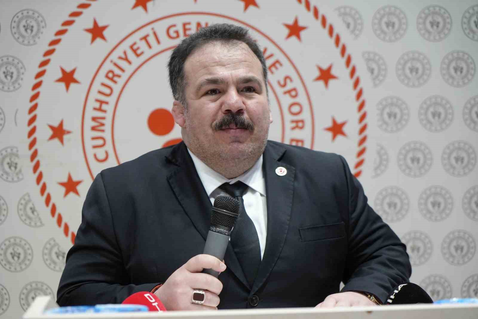 İşitme Engelliler Masa Tenisi Türkiye Şampiyonası, Samsun’da başladı
İşitme Engelliler Masa Tenisi Türkiye Şampiyonası, Samsun’da başladı