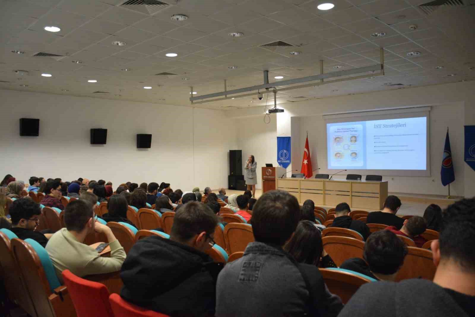 "İşitme Kayıplı Çocuklarla Çalışma" semineri
