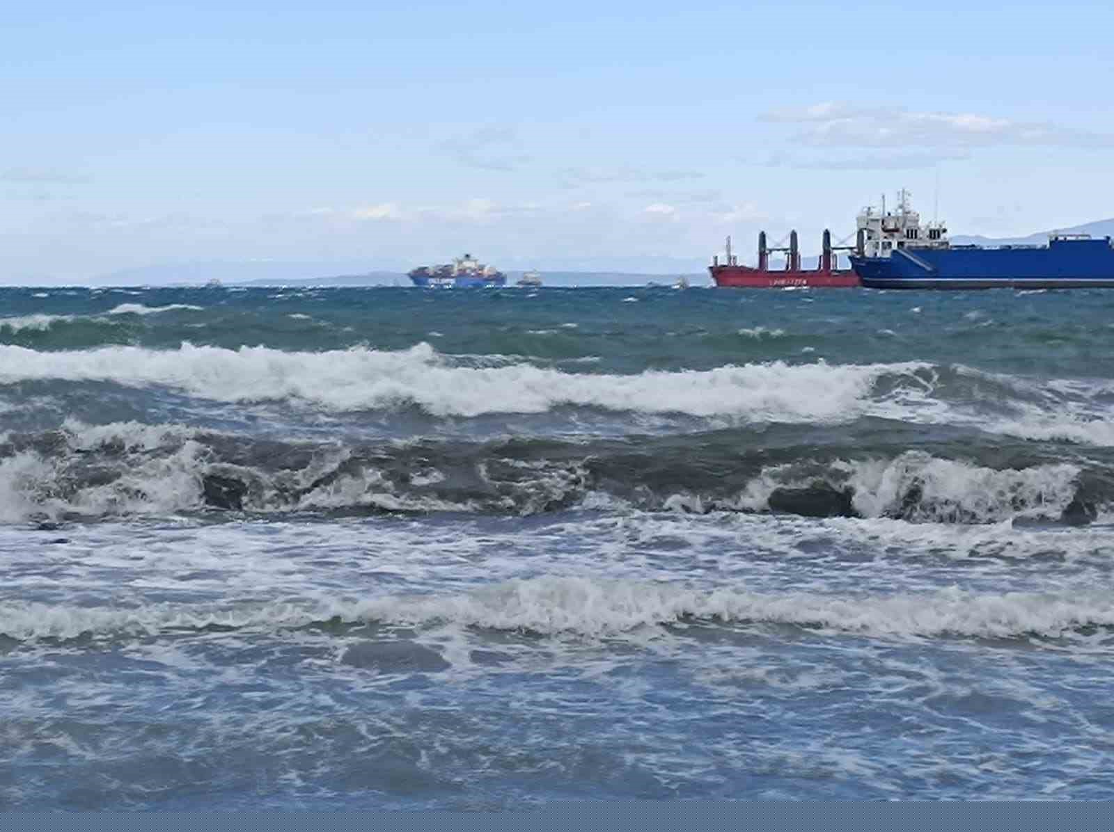 İskenderun Körfezi’nde denizde çekilme yaşandı
