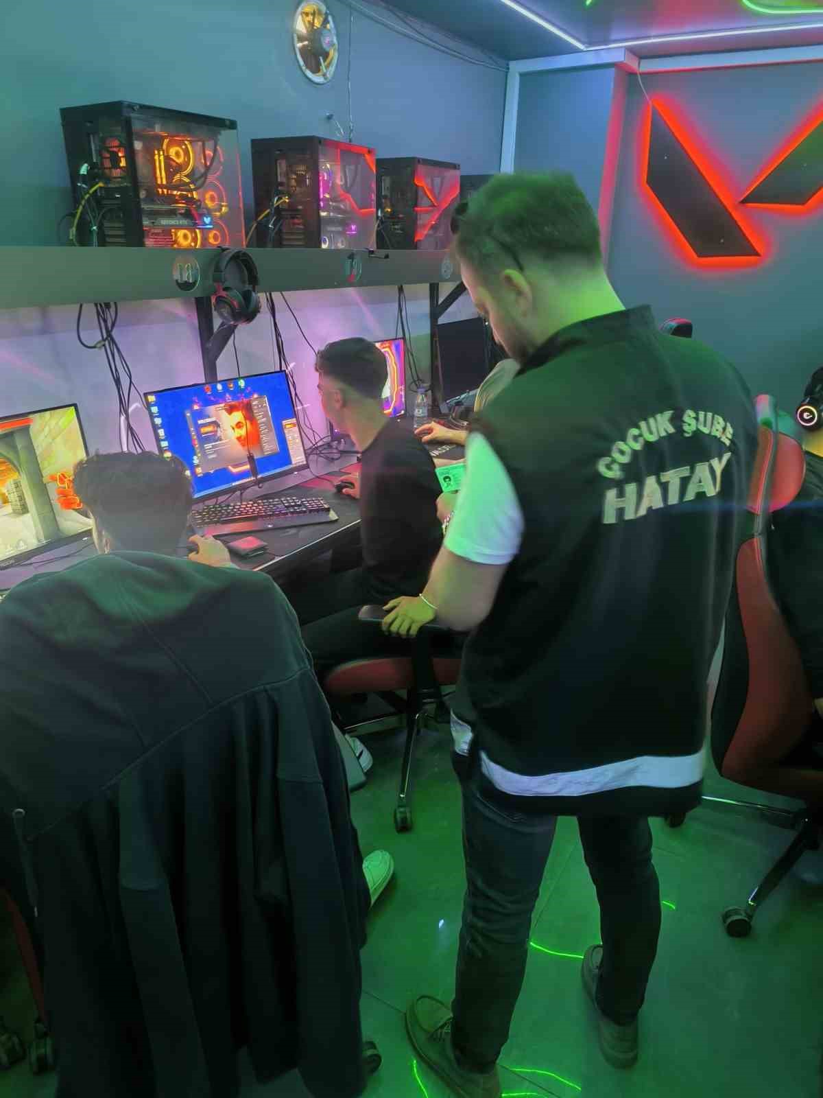 İskenderun’da internet kafe ve oyun alanlarına denetim
